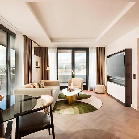 Kennedy 89 Unbound Collection Hyatt 4*