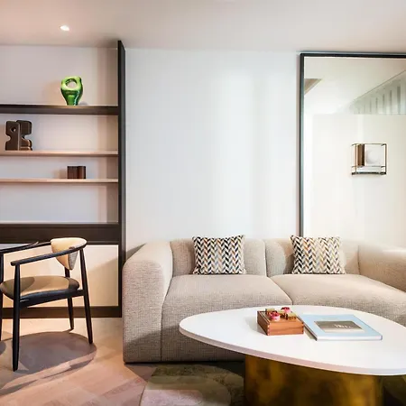 Kennedy 89 Unbound Collection Hyatt