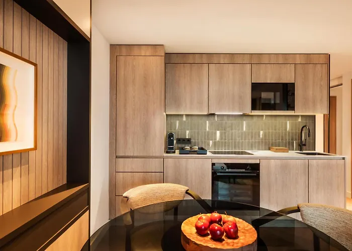 Kennedy 89 Unbound Collection Hyatt